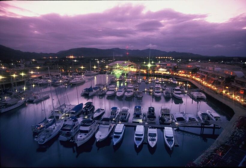 فندق NH Boat Lagoon Phuket Resort