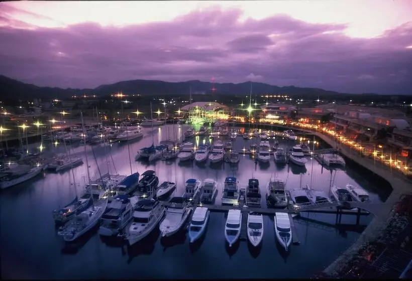 호텔 NH Boat Lagoon Phuket Resort