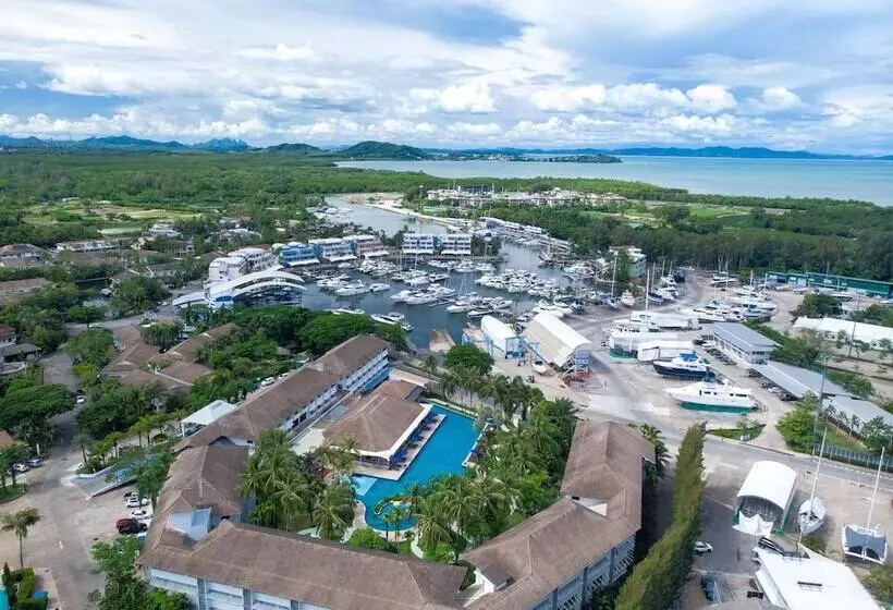 호텔 NH Boat Lagoon Phuket Resort