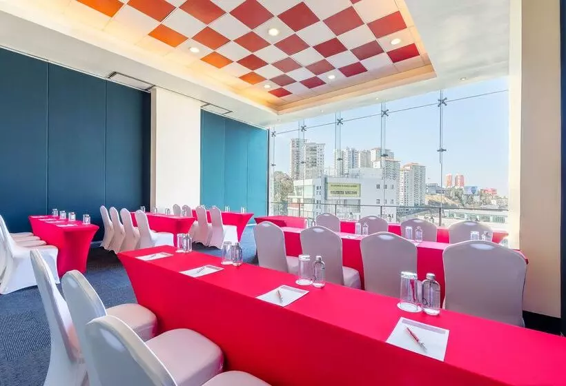 هتل NH Collection Mexico City Santa Fe