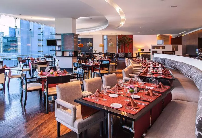 هتل NH Collection Mexico City Santa Fe