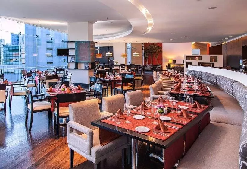 هتل NH Collection Mexico City Santa Fe