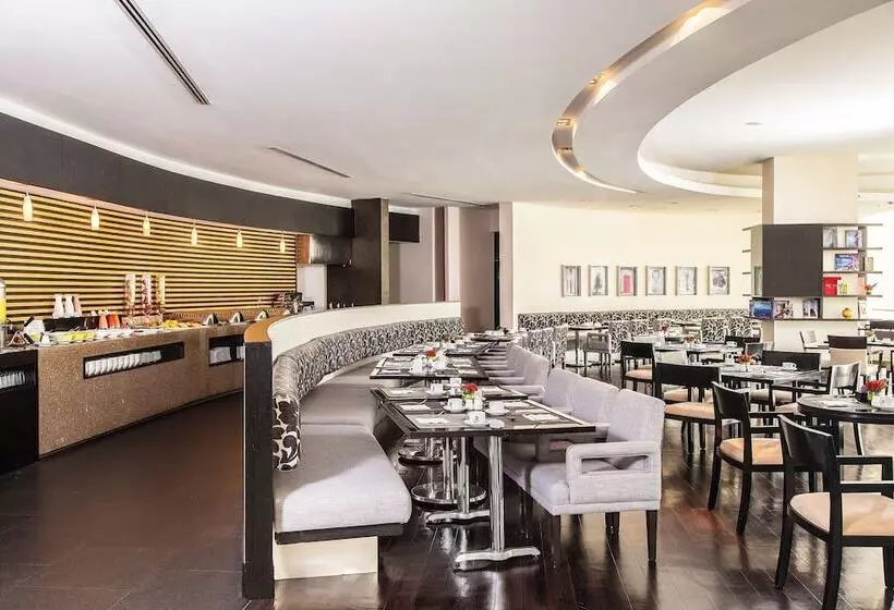 هتل NH Collection Mexico City Santa Fe