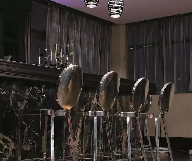 Radisson Blu Royal Hotel Dublin