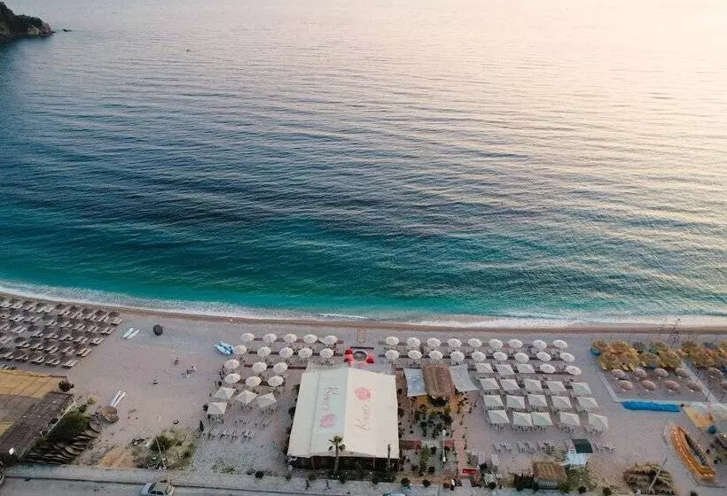 בית מלון כפרי Rapos Resort