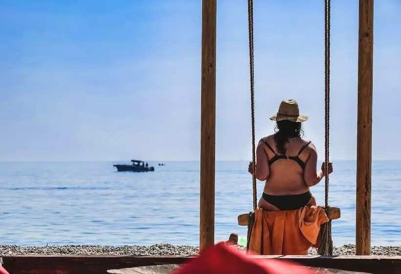 בית מלון כפרי Rapos Resort