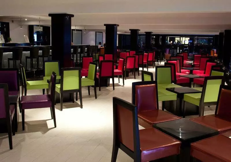 هتل Samira Club   Caters To Couples