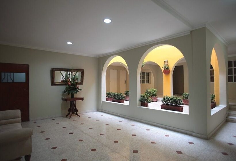 ホテル San Martin Cartagena