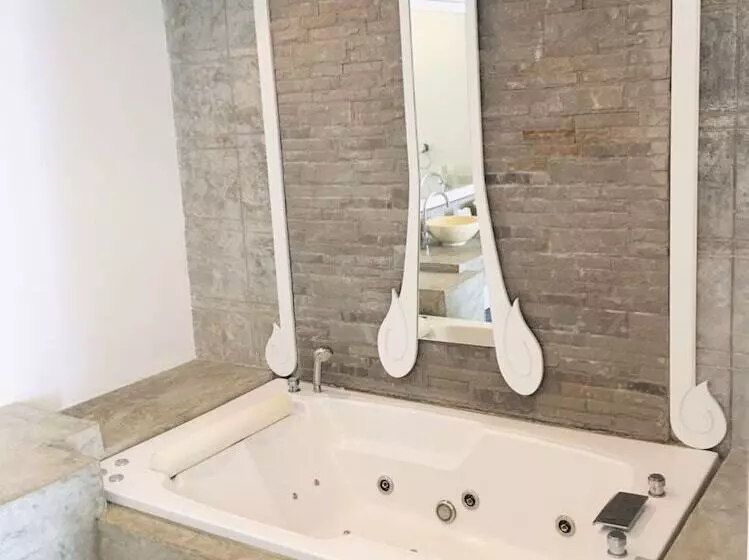 Hotel Sand Sea Beach Resort