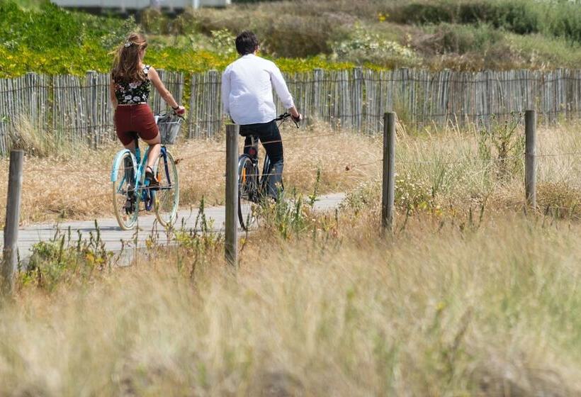 Отель Hôtel Spa Du Beryl St Brévin L Océan