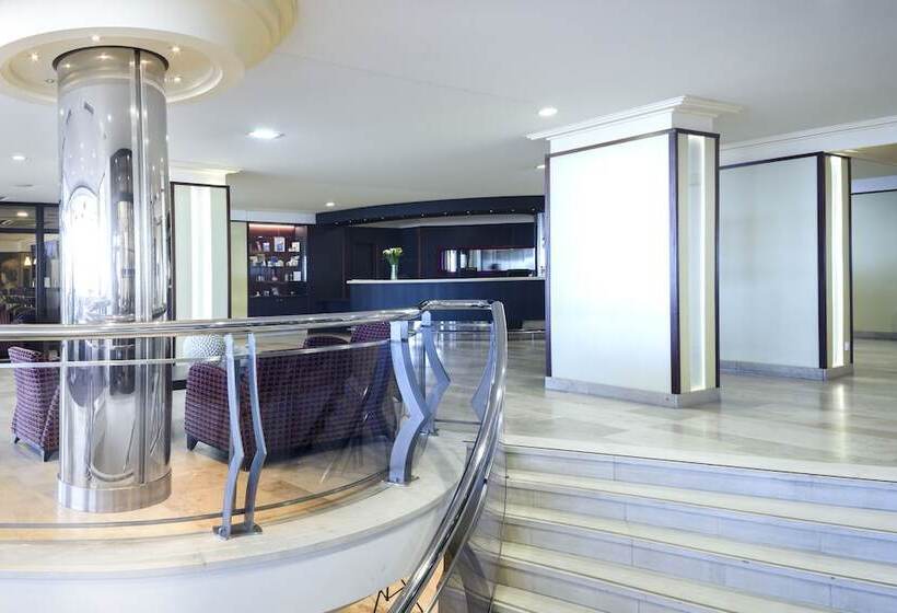 Отель Hôtel Spa Du Beryl St Brévin L Océan