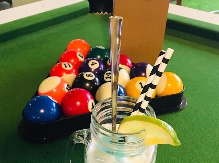 Отель Hôtel Spa Du Beryl St Brévin L Océan