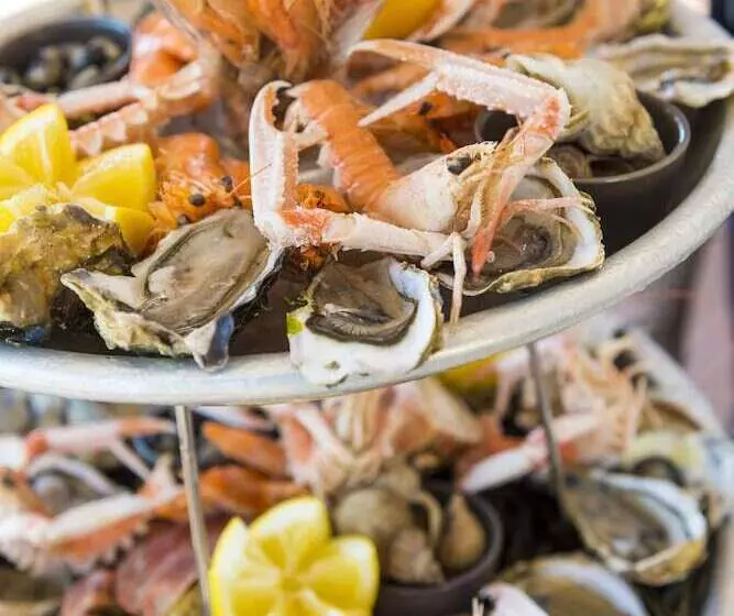 Отель Hôtel Spa Du Beryl St Brévin L Océan