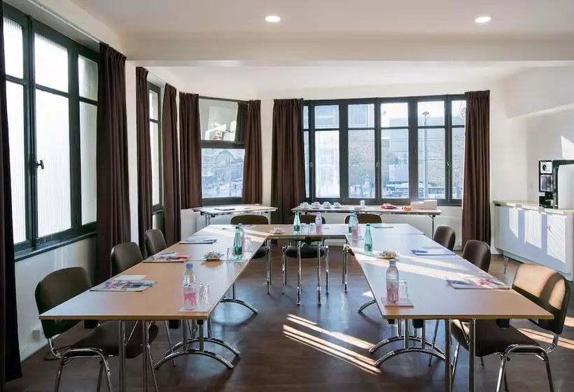 호텔 Foch Nancy Gare