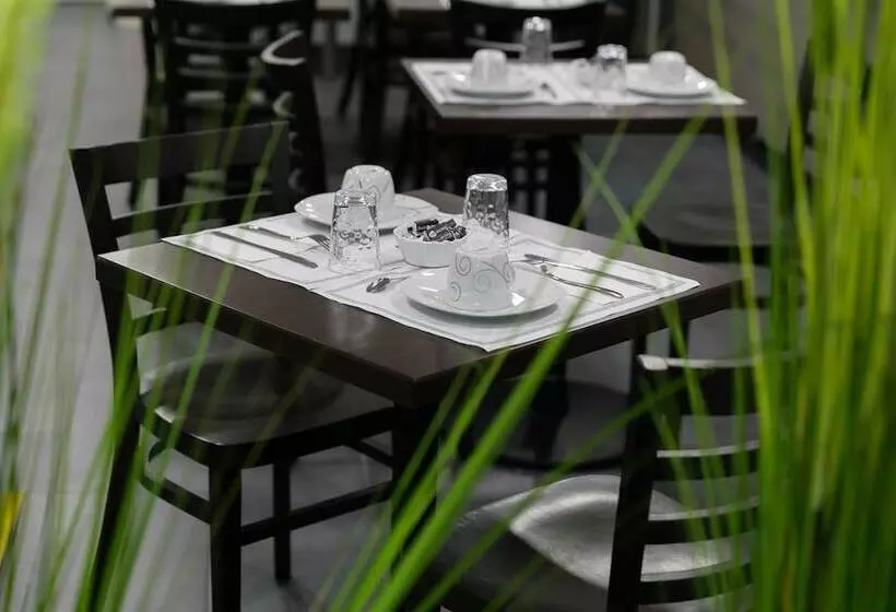 호텔 Foch Nancy Gare