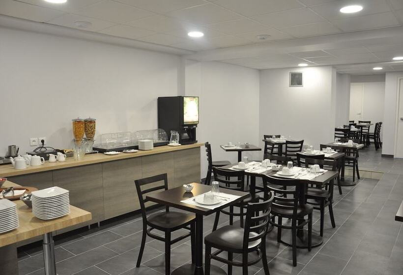 فندق Foch Nancy Gare