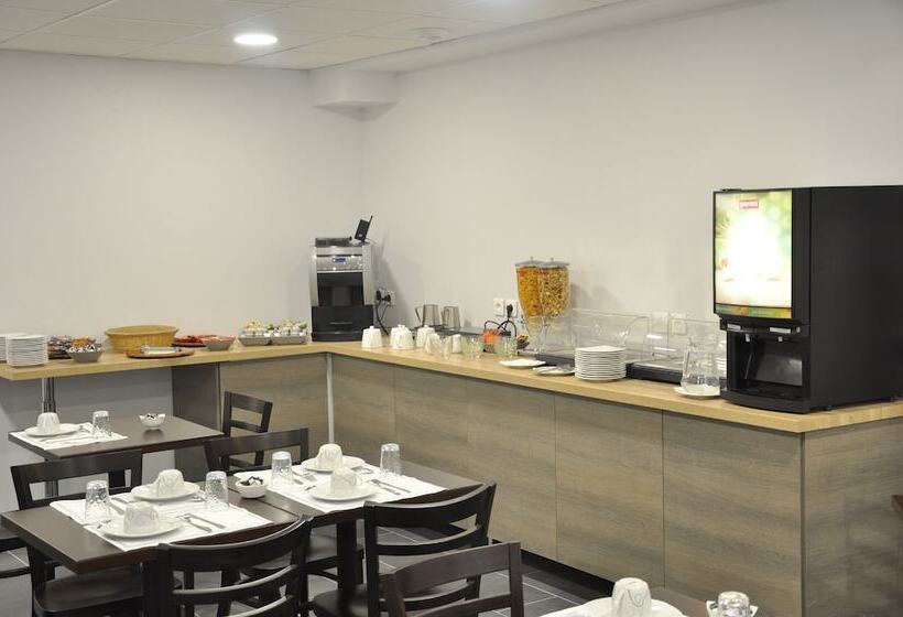 فندق Foch Nancy Gare