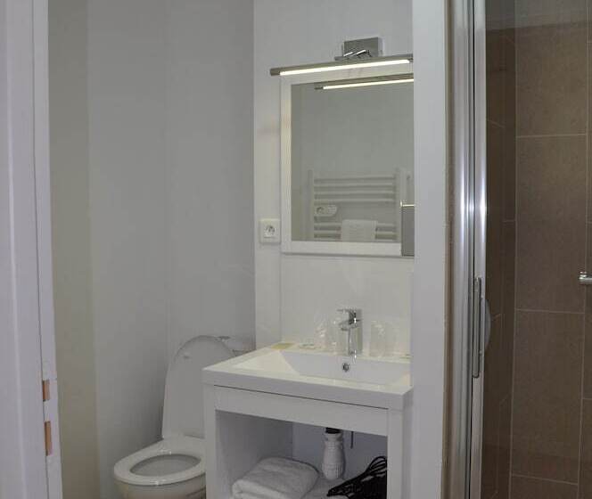 فندق Foch Nancy Gare