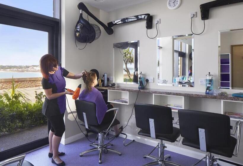 Radisson Blu Waterfront Hotel, Jersey