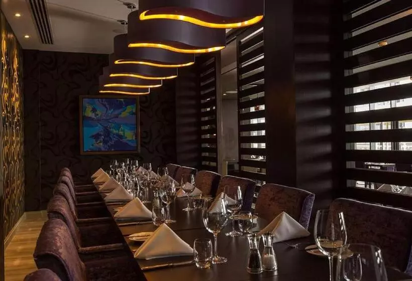 Radisson Blu Waterfront Hotel, Jersey