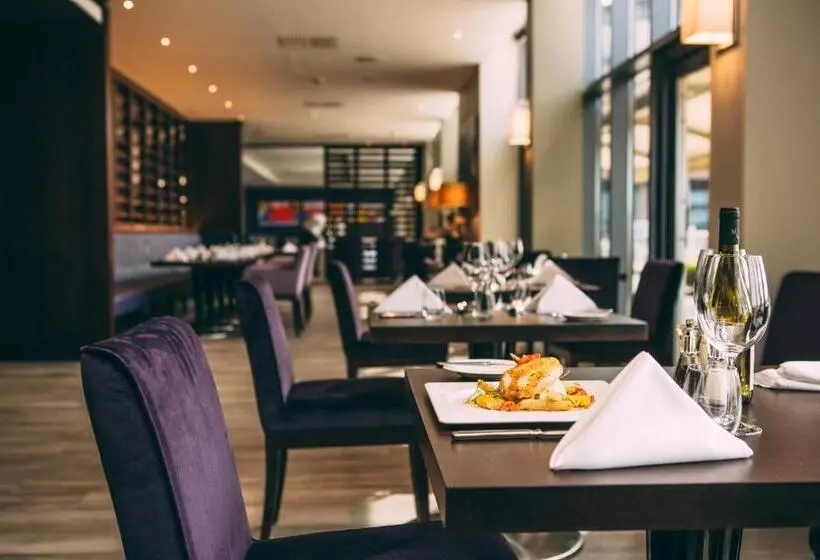 Radisson Blu Waterfront Hotel, Jersey