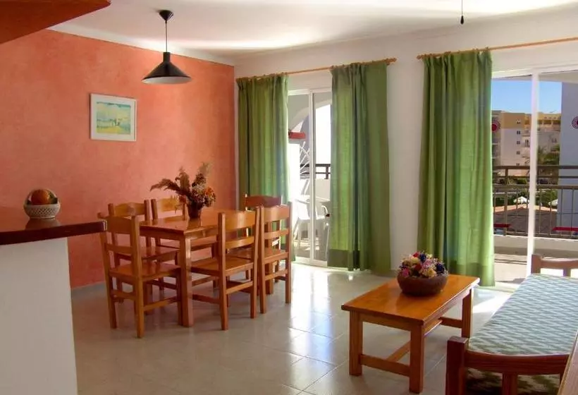 Apartamentos Playa Es Cana