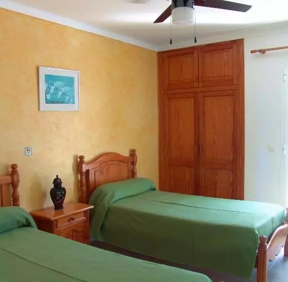 Apartamentos Playa Es Cana