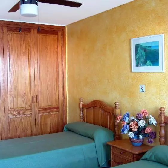 Apartamentos Playa Es Cana