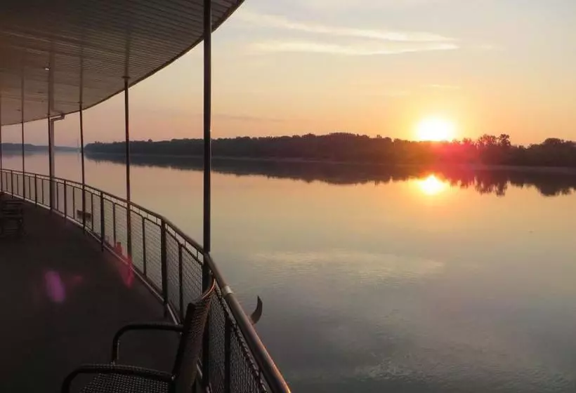 Aquamarina Boathotel