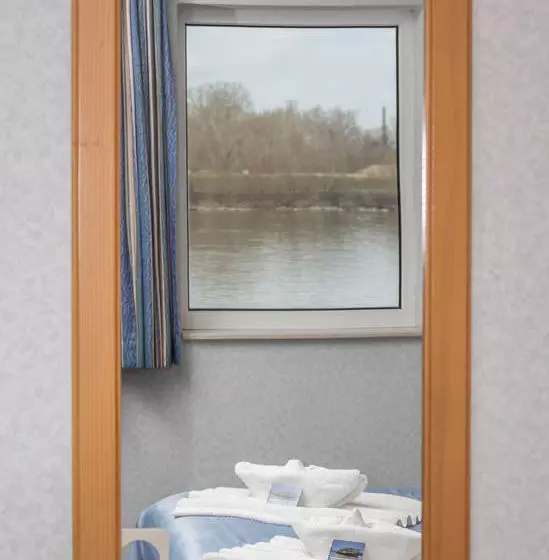 Aquamarina Boathotel