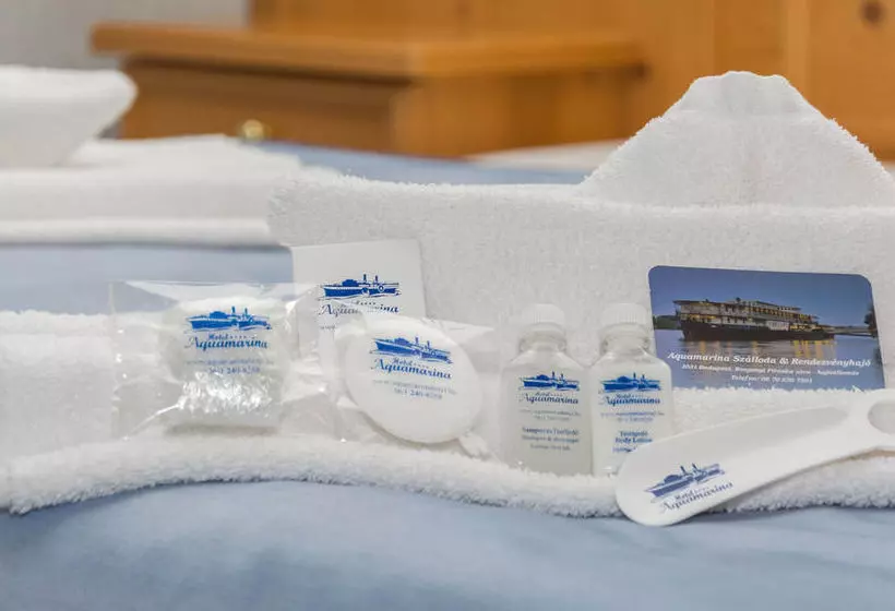 Aquamarina Boathotel