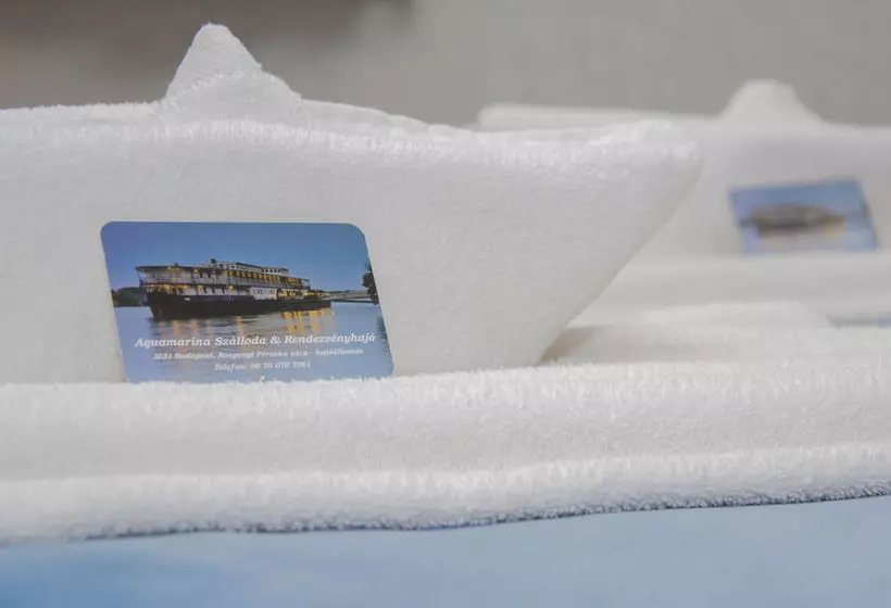 Aquamarina Boathotel