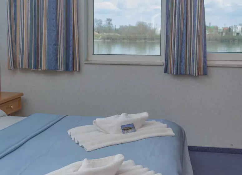 Aquamarina Boathotel