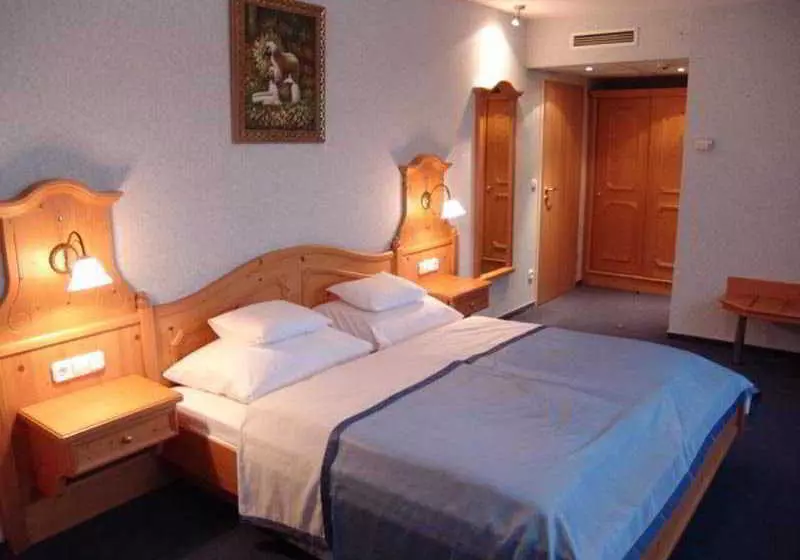 Aquamarina Boathotel