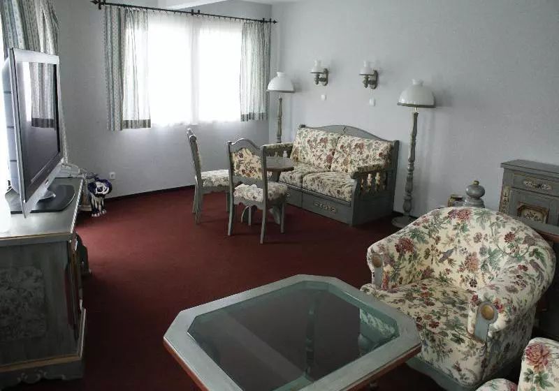 Aquamarina Boathotel