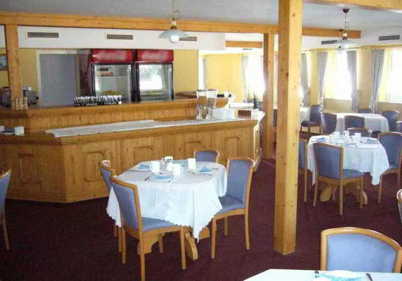 Aquamarina Boathotel