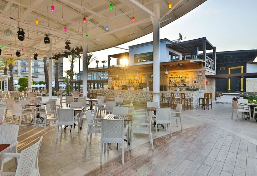 Crystal Family Resort & Spa   Ultimate All Inclusive