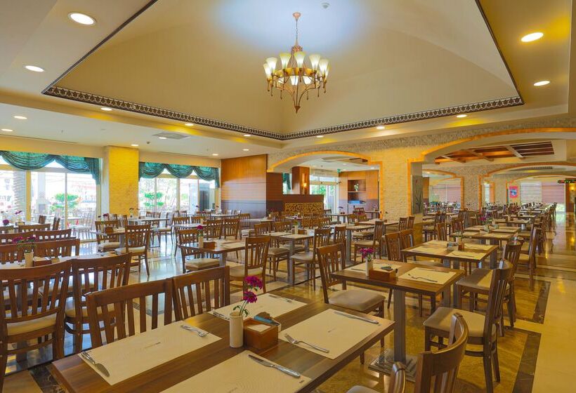 Crystal Family Resort & Spa   Ultimate All Inclusive