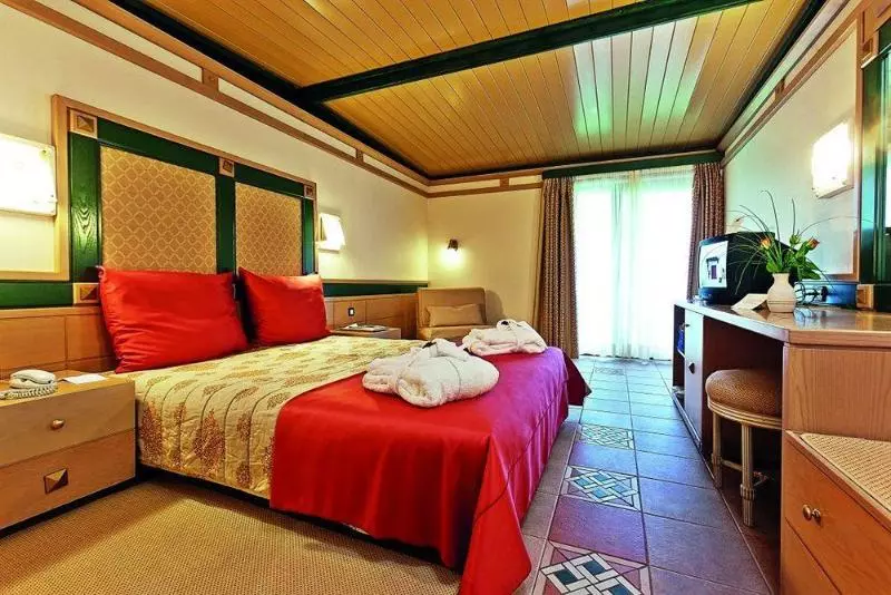 Отель Aldemar Olympian Village