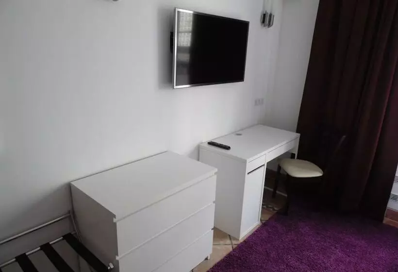 هتل Rheinmetropole