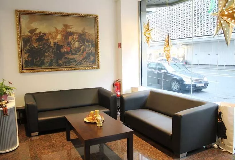 ホテル Rheinmetropole