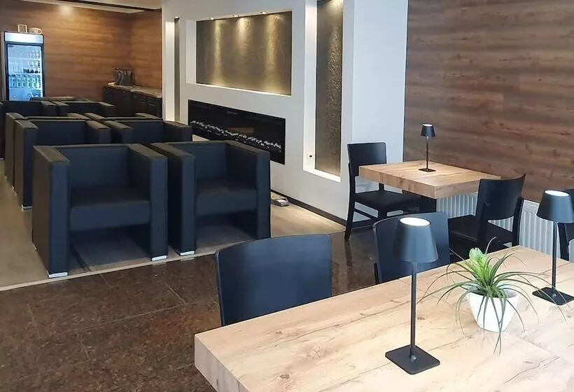 ホテル Rheinmetropole