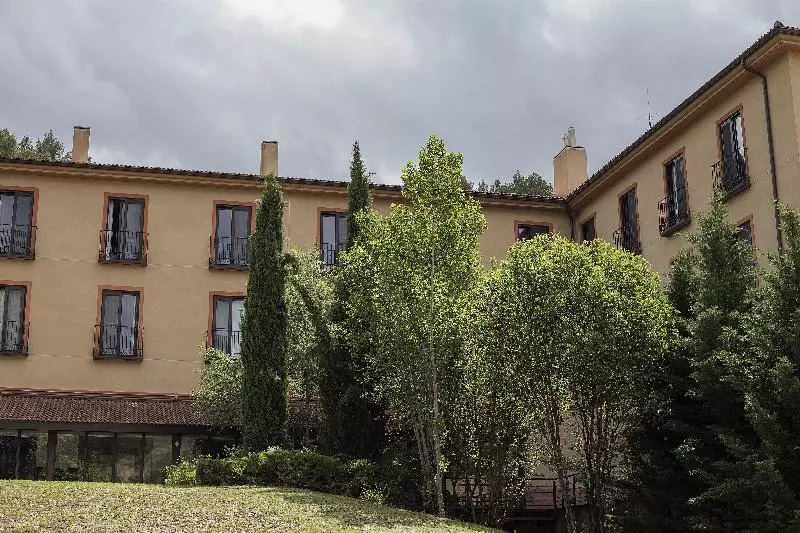 호텔 Balneario de Trillo - Carlos III