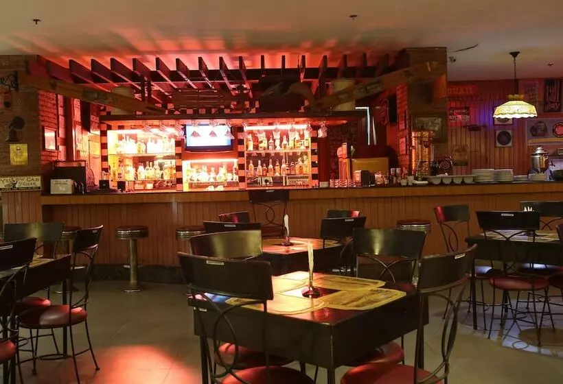 Crown Regency Hotel And Towers