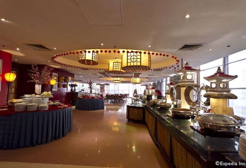 Crown Regency Hotel And Towers