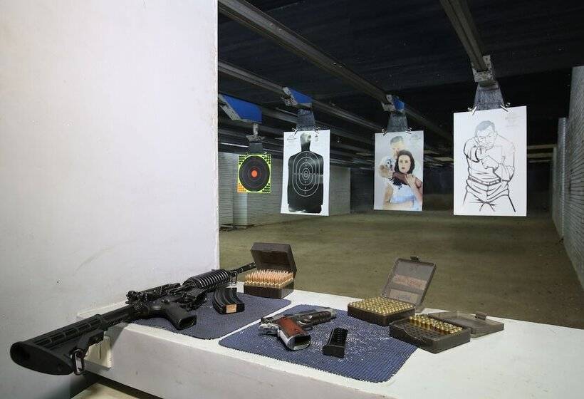 Crown Regency Hotel And Towers