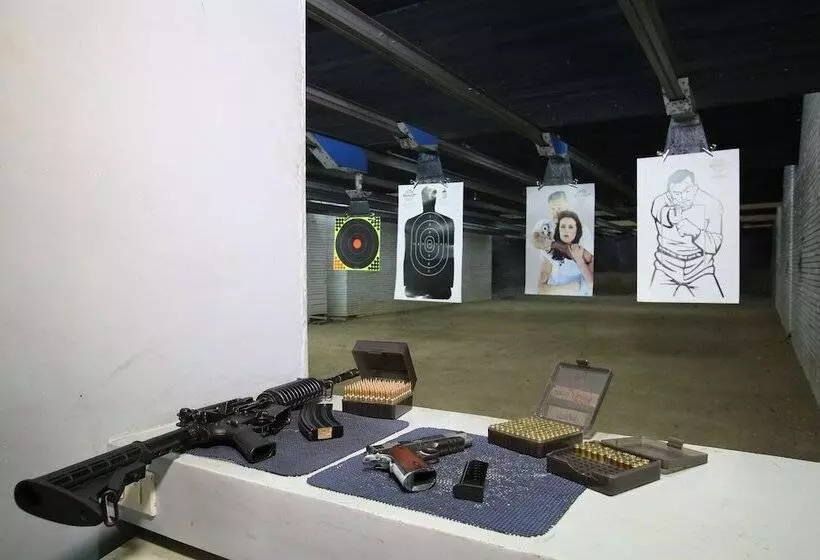 Crown Regency Hotel And Towers