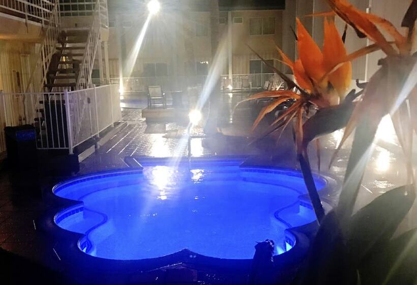 호텔 Delos Reyes Palm Springs