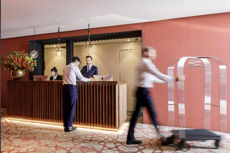 هتل Eme Catedral Mercer