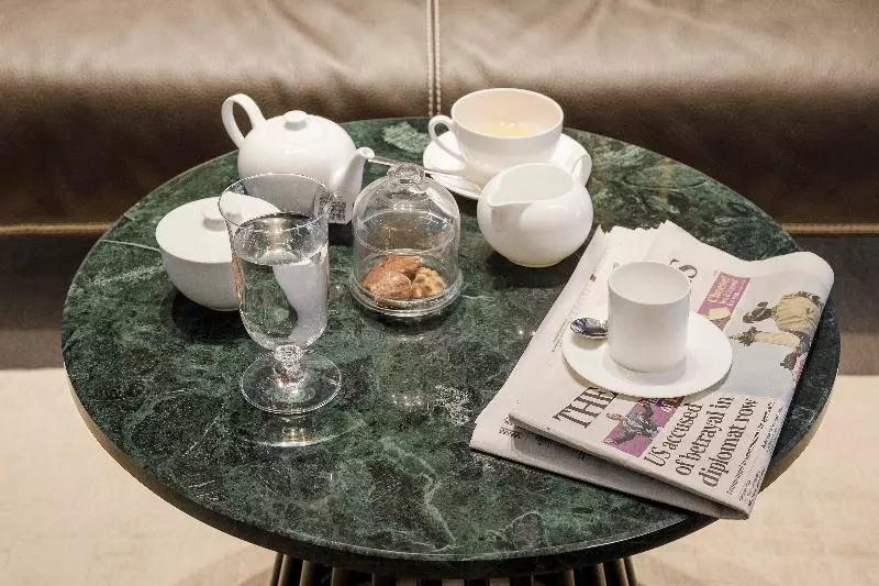 هتل Eme Catedral Mercer